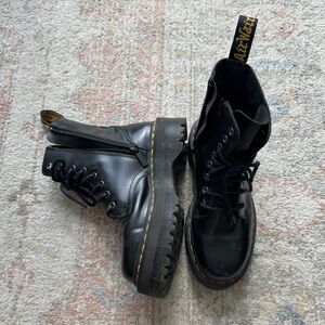 Platform Dr. Martens